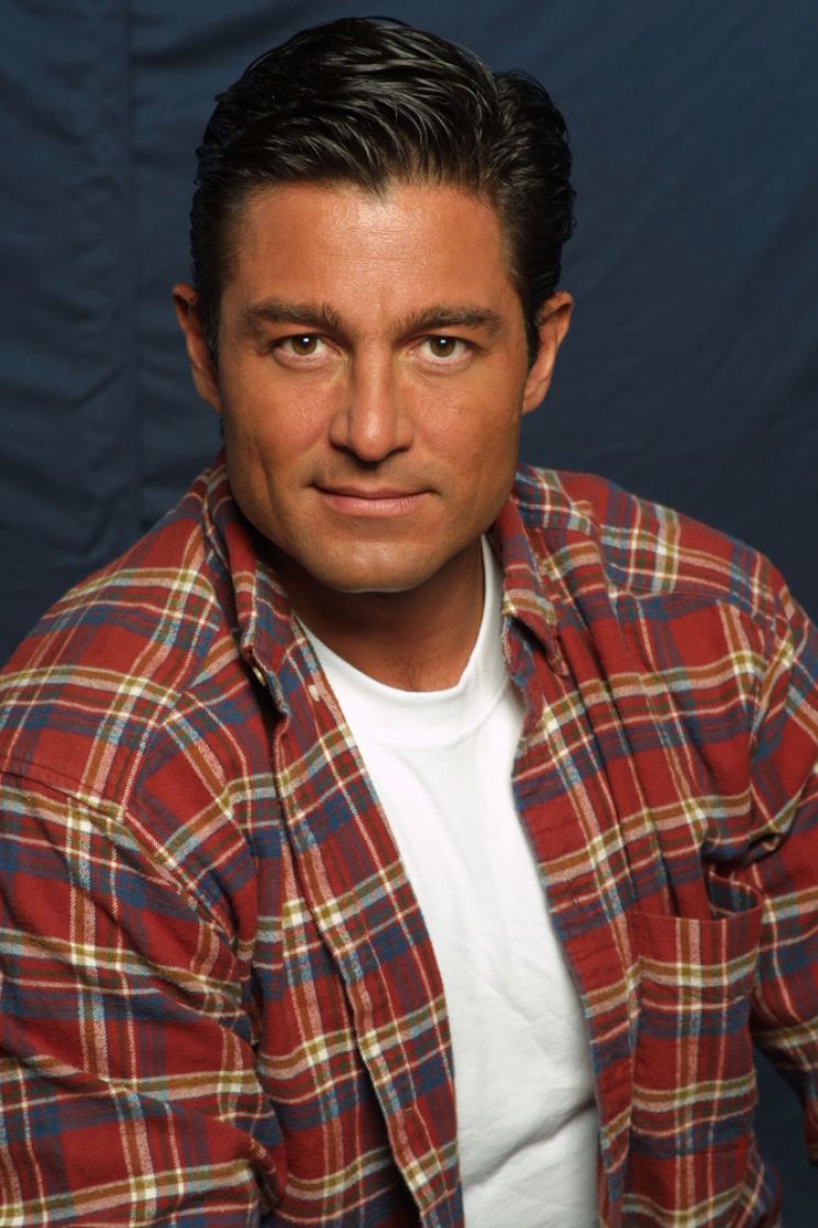 Fernando Colunga