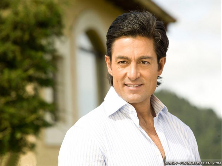 Fernando Colunga