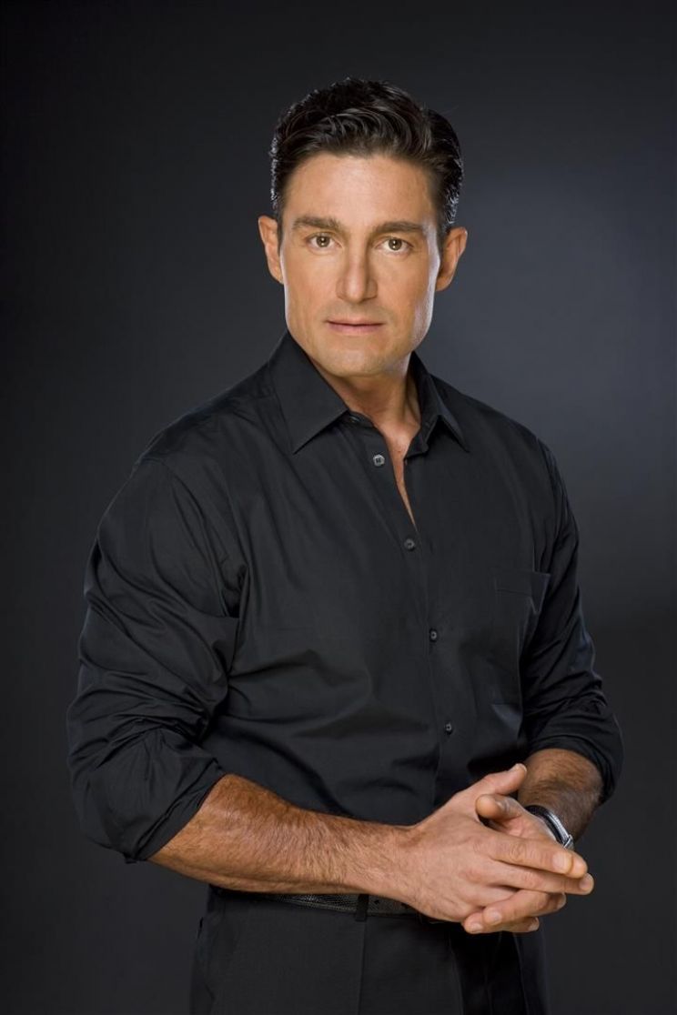 Fernando Colunga