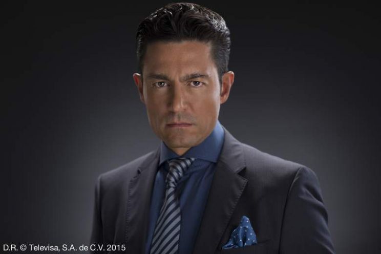 Fernando Colunga