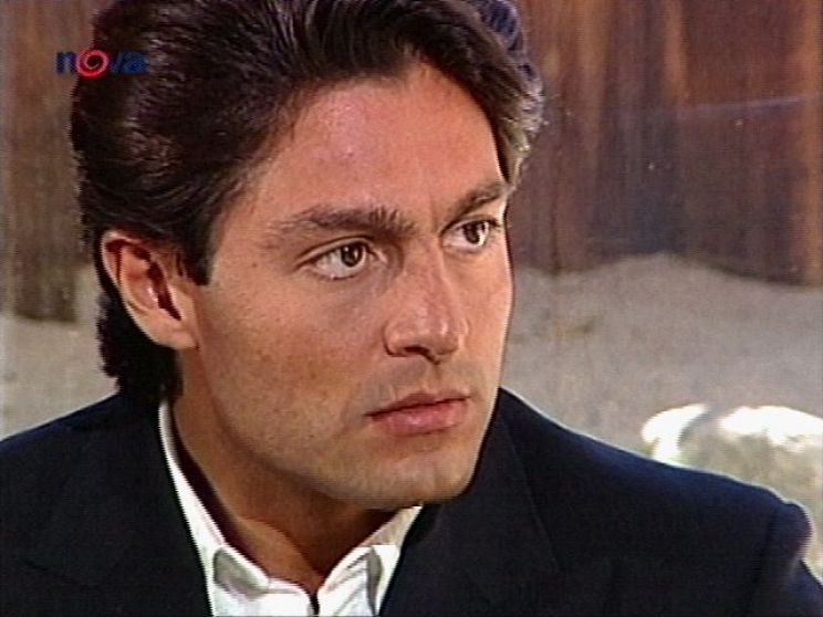 Fernando Colunga