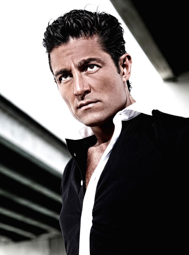 Fernando Colunga