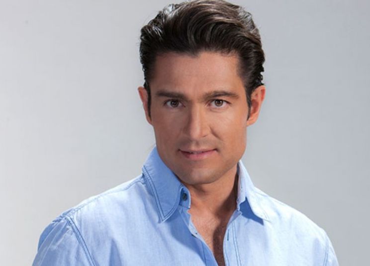 Fernando Colunga