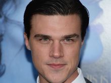 Finn Wittrock photo