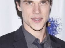 Finn Wittrock