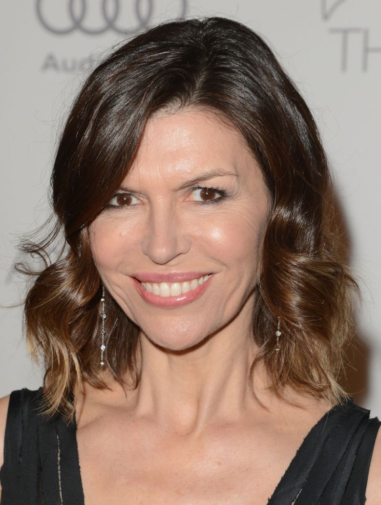 Finola Hughes