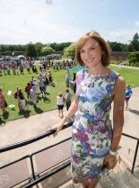 Fiona Bruce photo