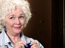 Fionnula Flanagan