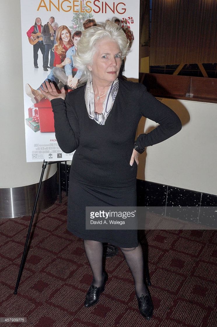 Fionnula Flanagan