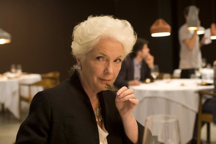 Fionnula Flanagan