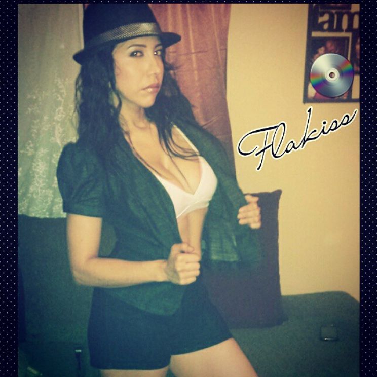Flakiss