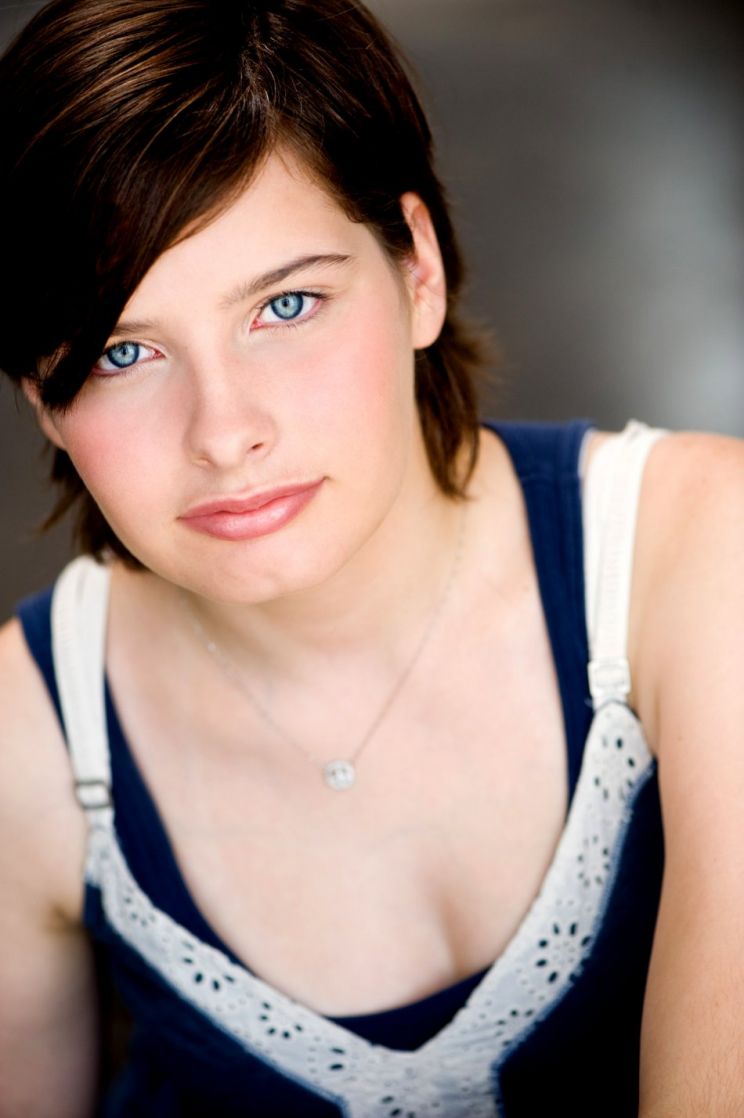 Flora Cross