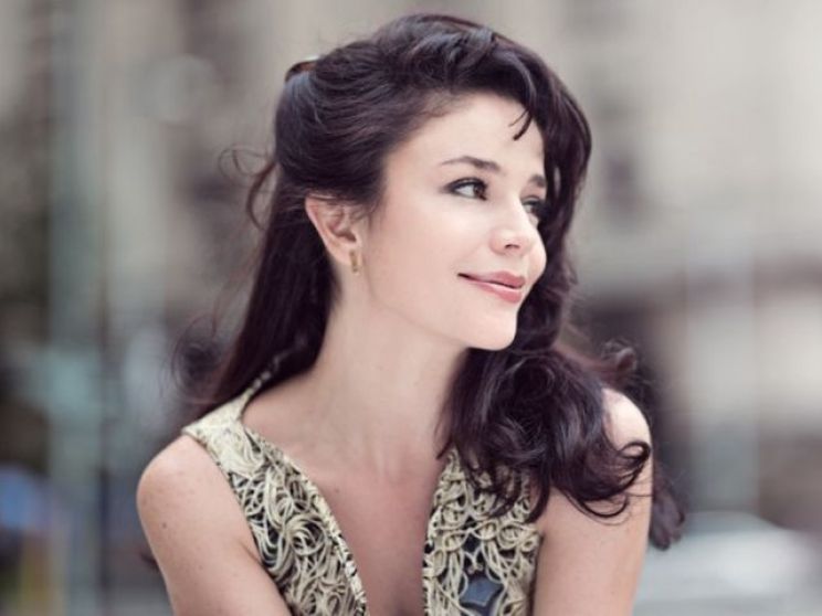 Flora Martínez