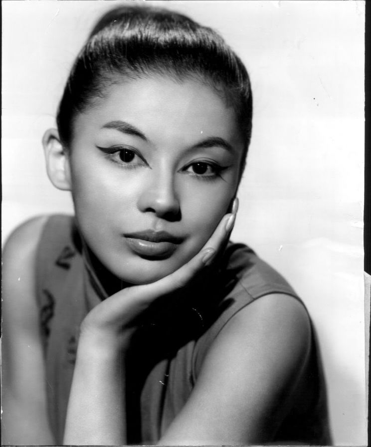 France Nuyen