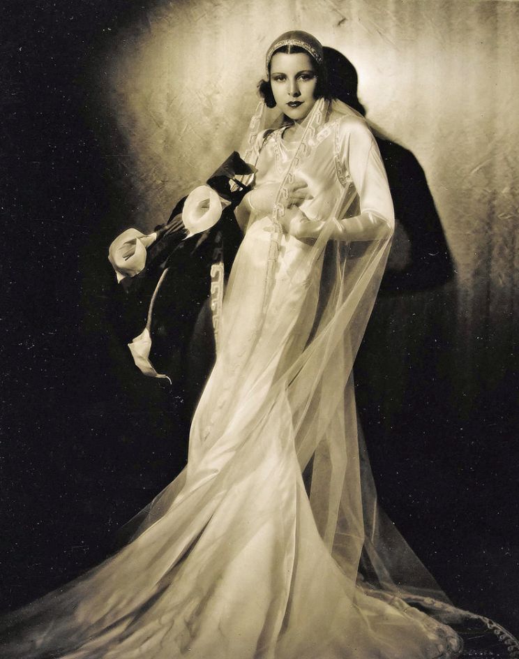 Frances Dee