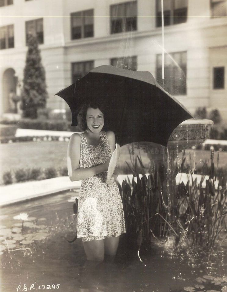 Frances Dee