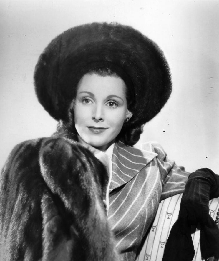 Frances Dee