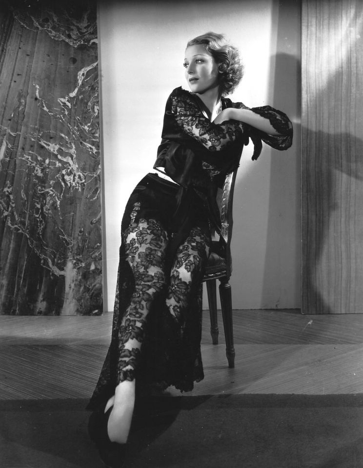 Frances Dee