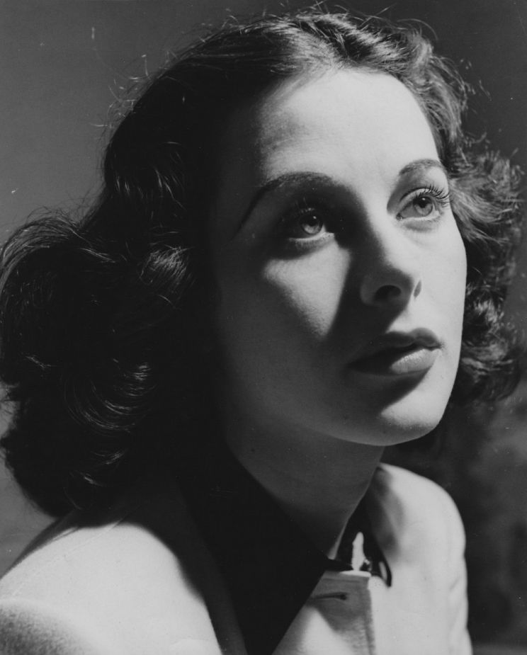 Frances Dee