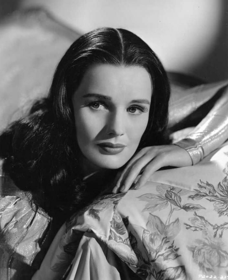 Frances Dee