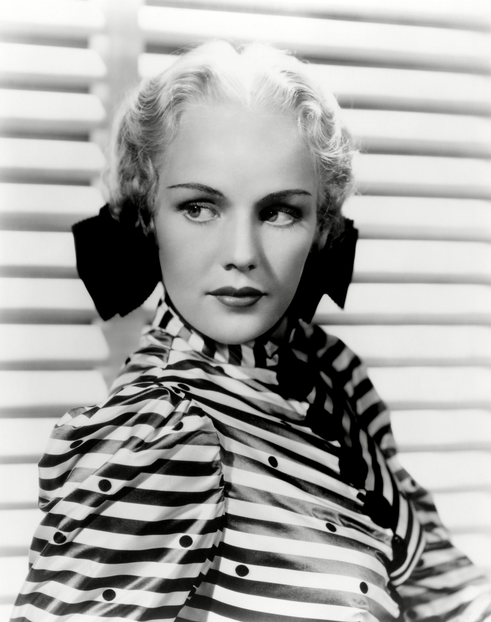 Unmasking Frances Farmer 420