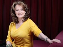 Francesca Annis