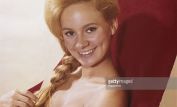 Francesca Annis