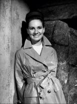 Francesca Annis photo