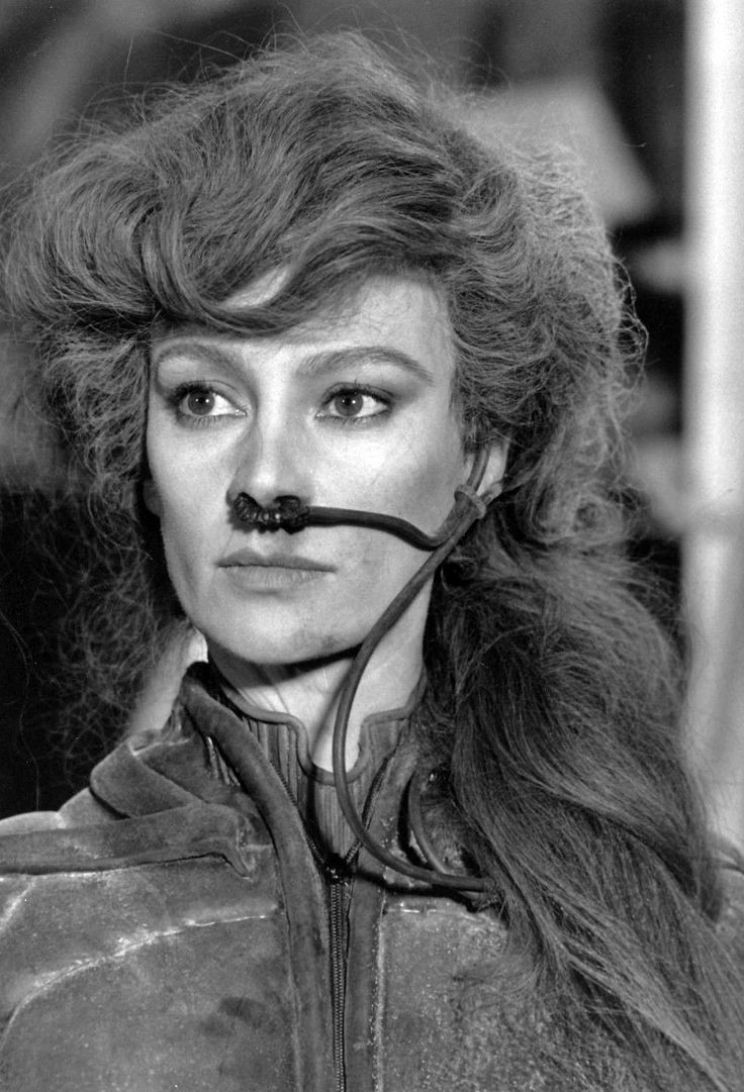 Francesca Annis