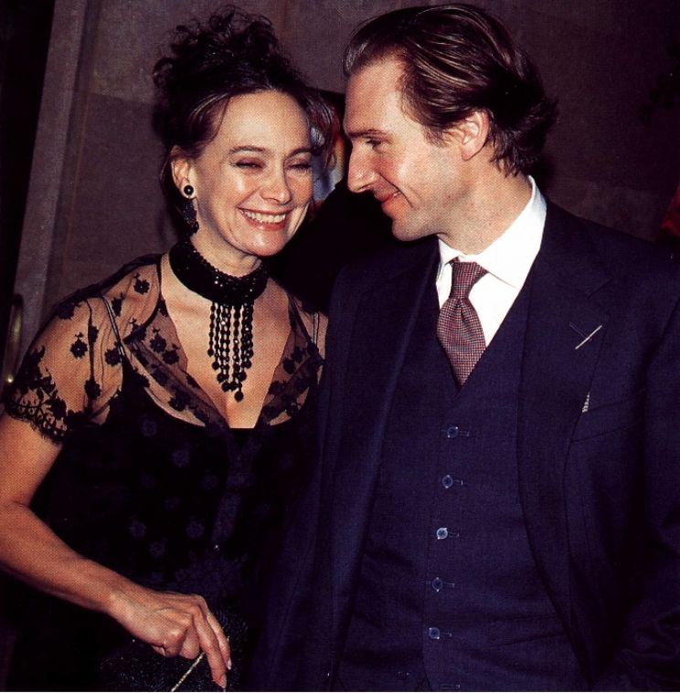 Francesca Annis