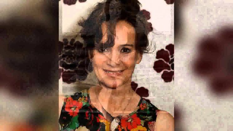 Francesca Annis