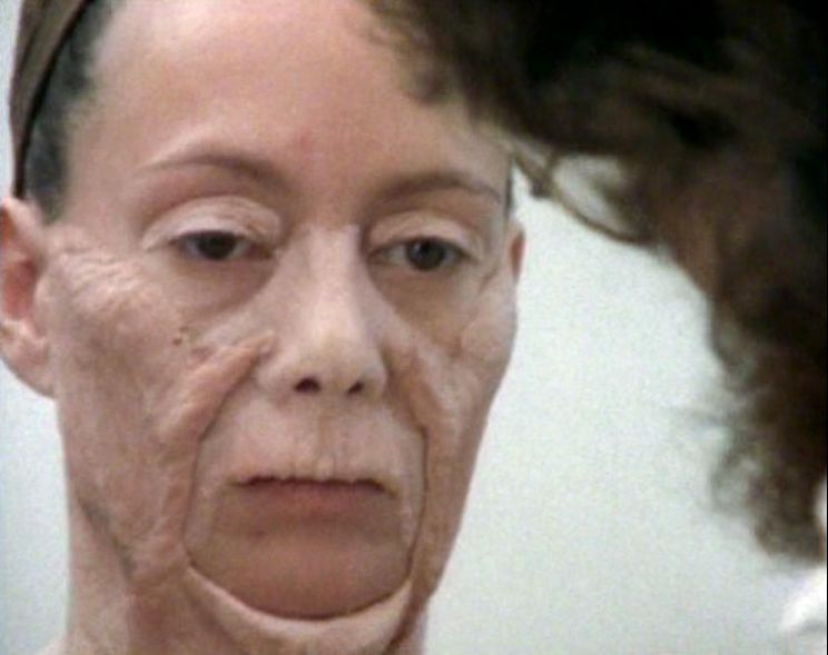 Francesca Annis