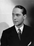 Franchot Tone