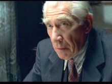 Frank Finlay