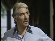 Frank Finlay