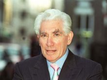 Frank Finlay