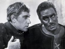 Frank Finlay