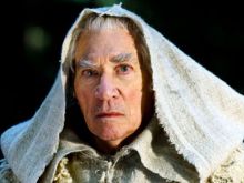 Frank Finlay