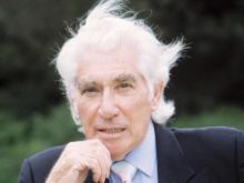 Frank Finlay