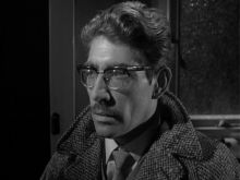 Frank Finlay