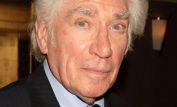 Frank Finlay