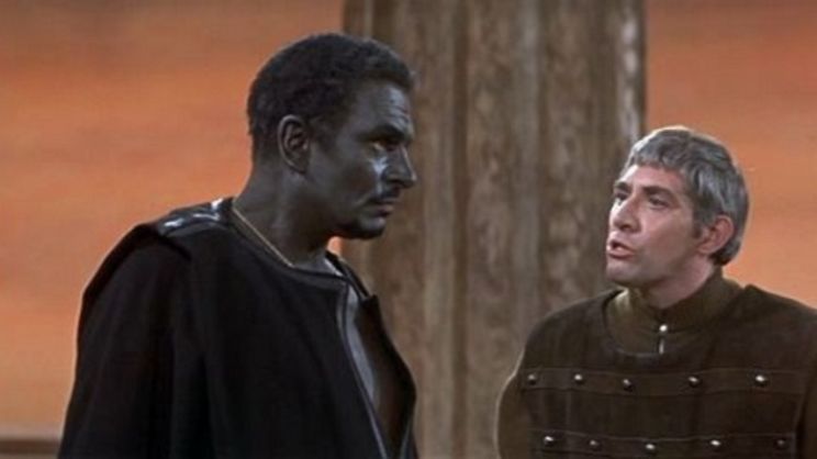 Frank Finlay