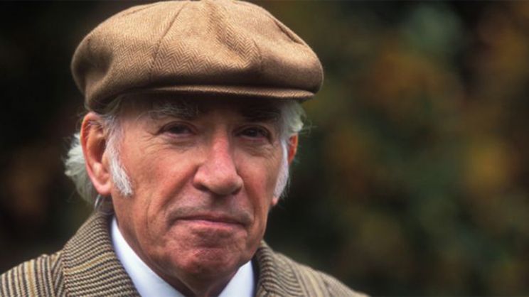 Frank Finlay