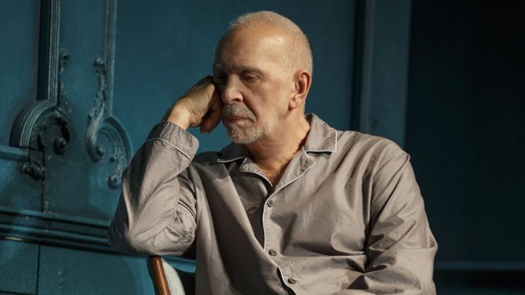 Frank Langella