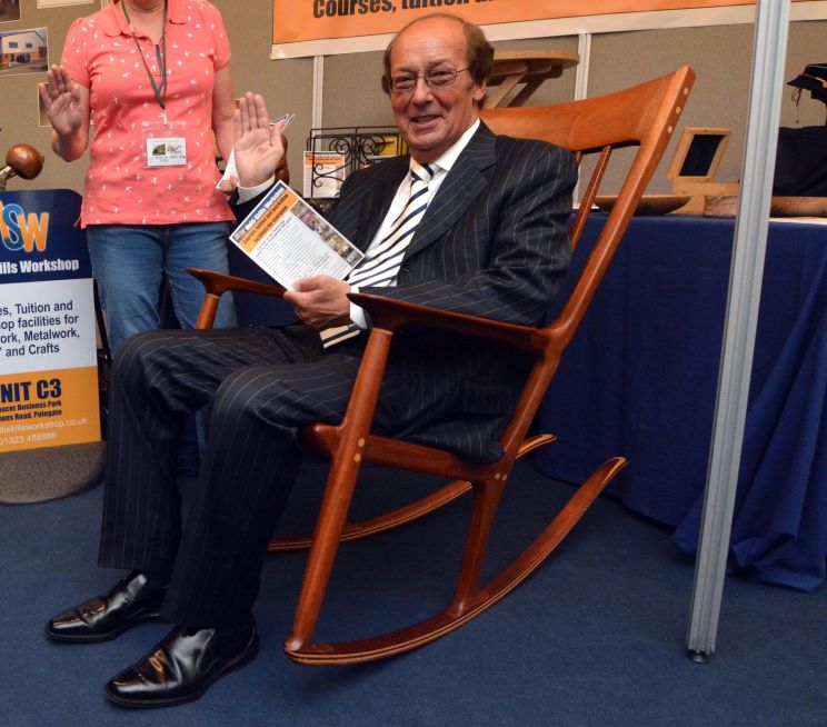 Fred Dinenage