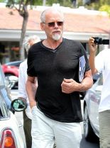Fred Dryer