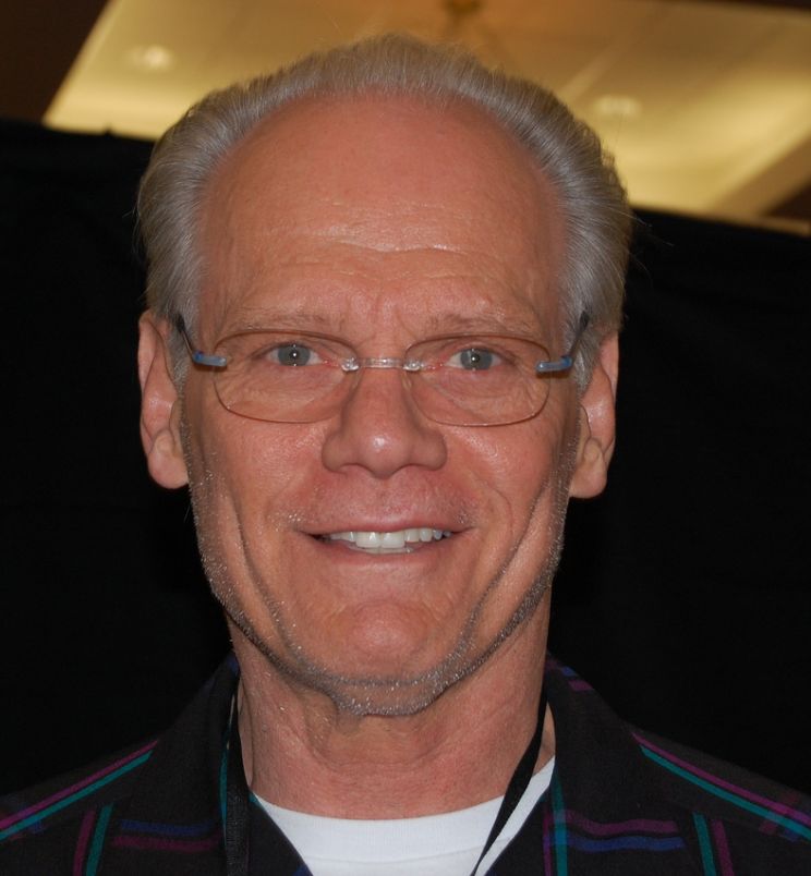 Fred Dryer.