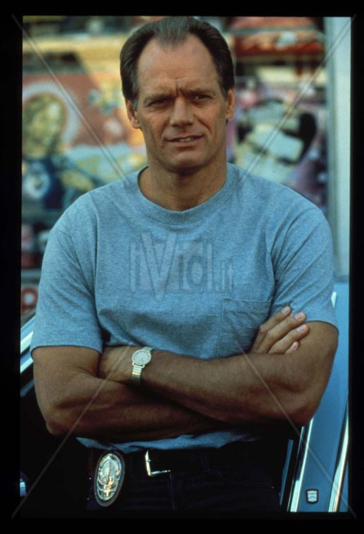 Fred Dryer