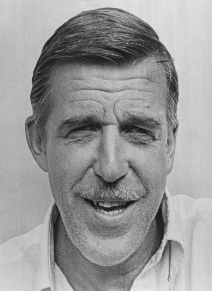 Pictures of Fred Gwynne