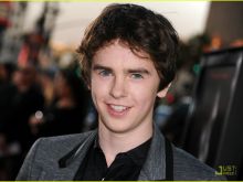 Freddie Highmore